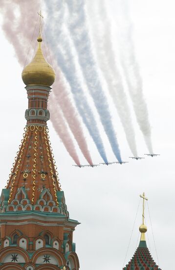 Su-25 assault aircraft
