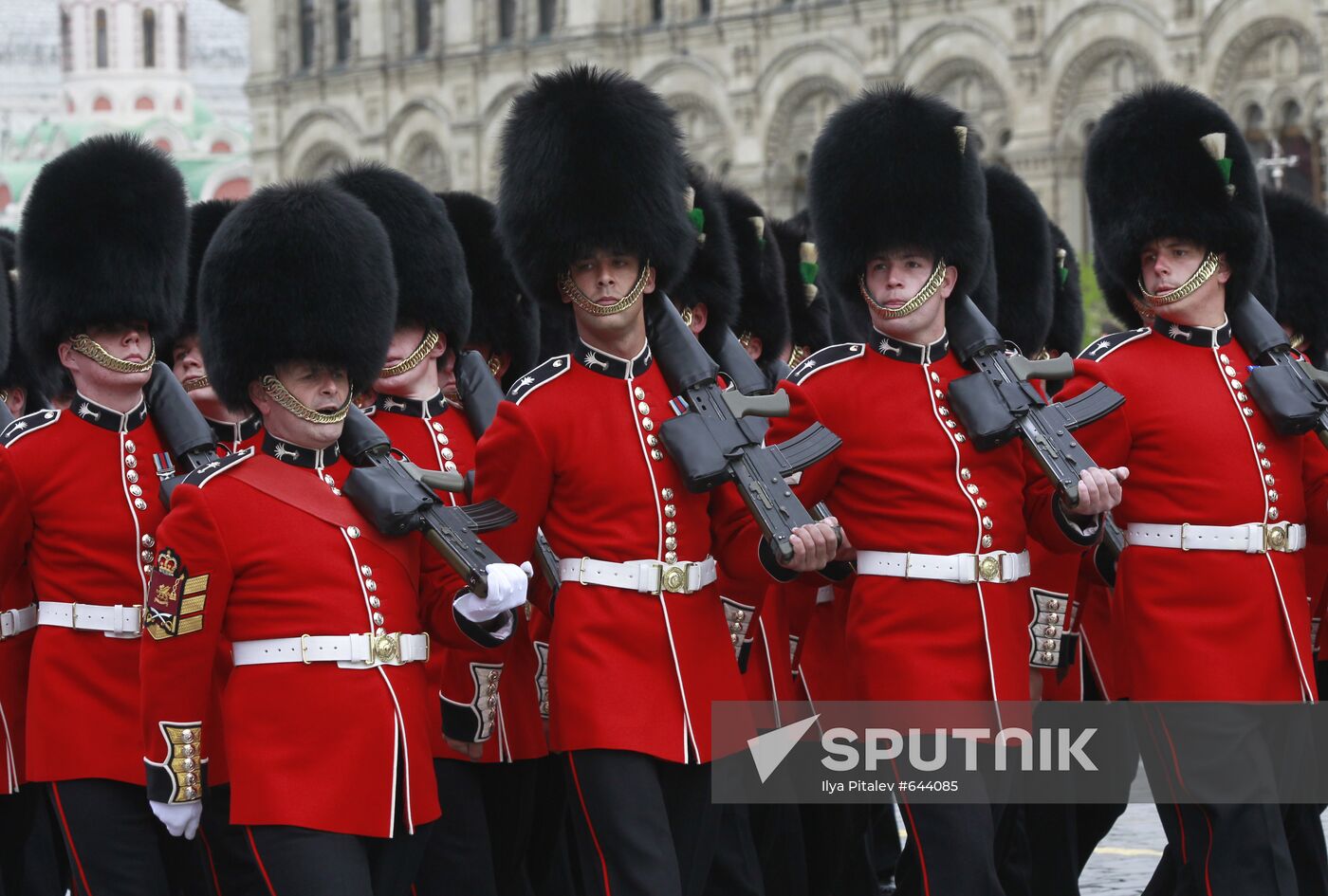 British army servicemen