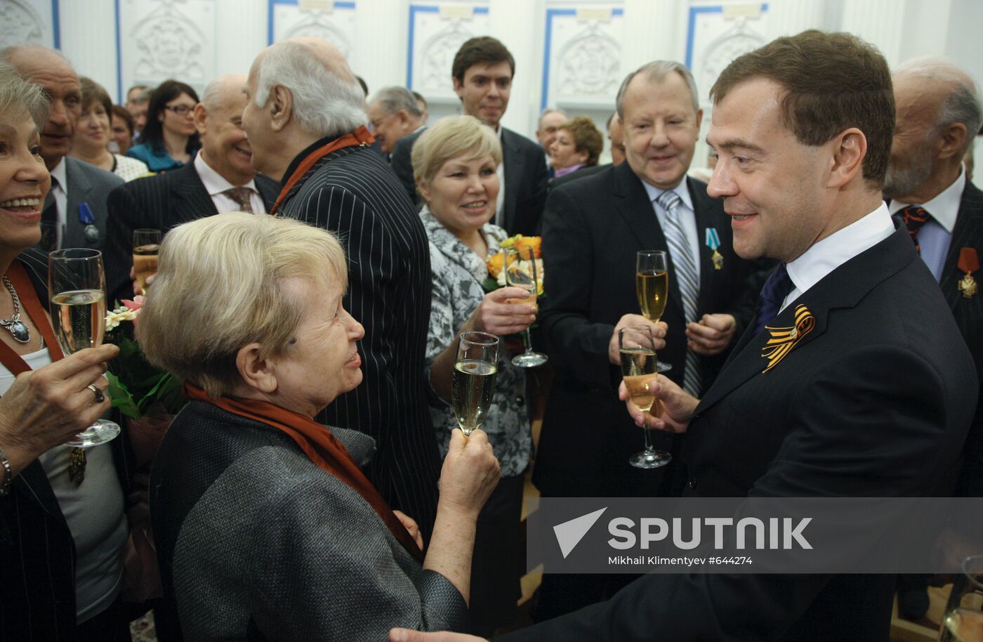 Dmitry Medvedev gives state medals in the Kremlin