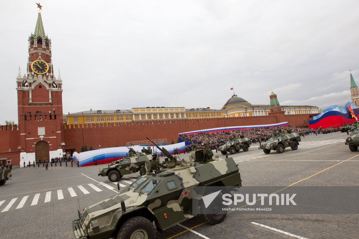 Round-reconnaissance vehicles Dozor