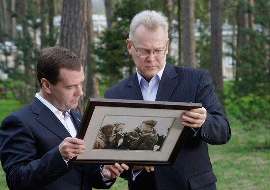 Dmitry Medvedev gives interview to Izvestia