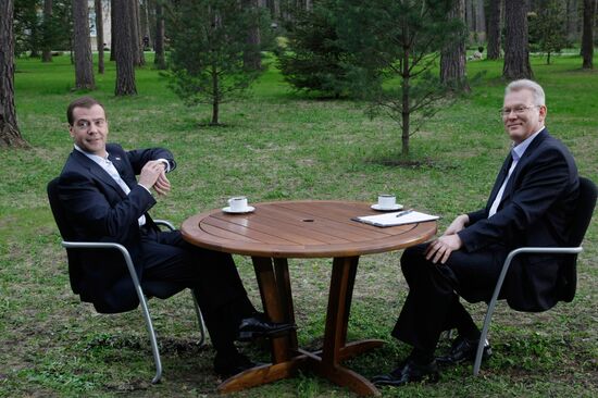 Dmitry Medvedev gives interview to Izvestia