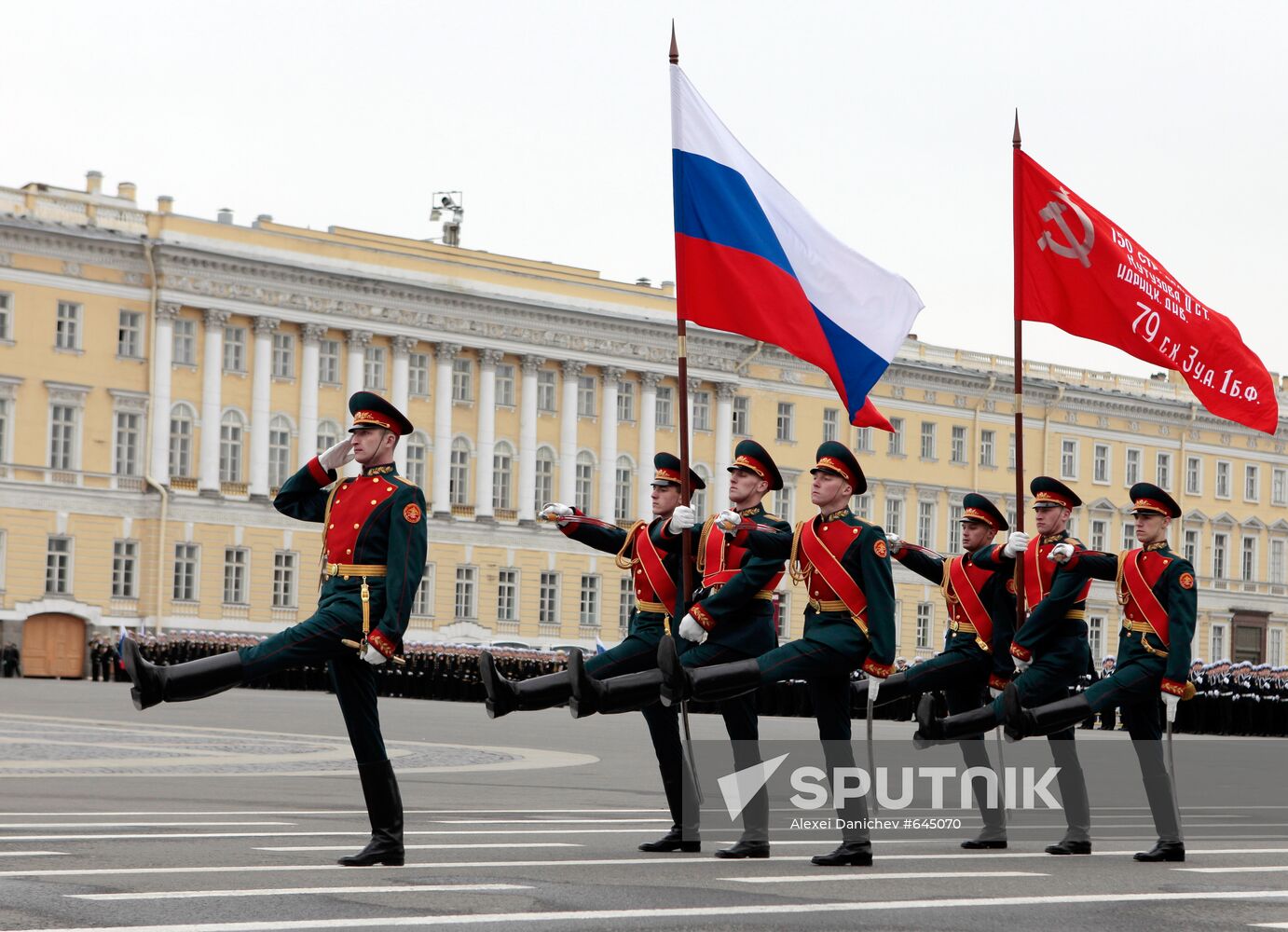 Final rehearsal of Victory Parade on Dvortsovaya Ploshchad