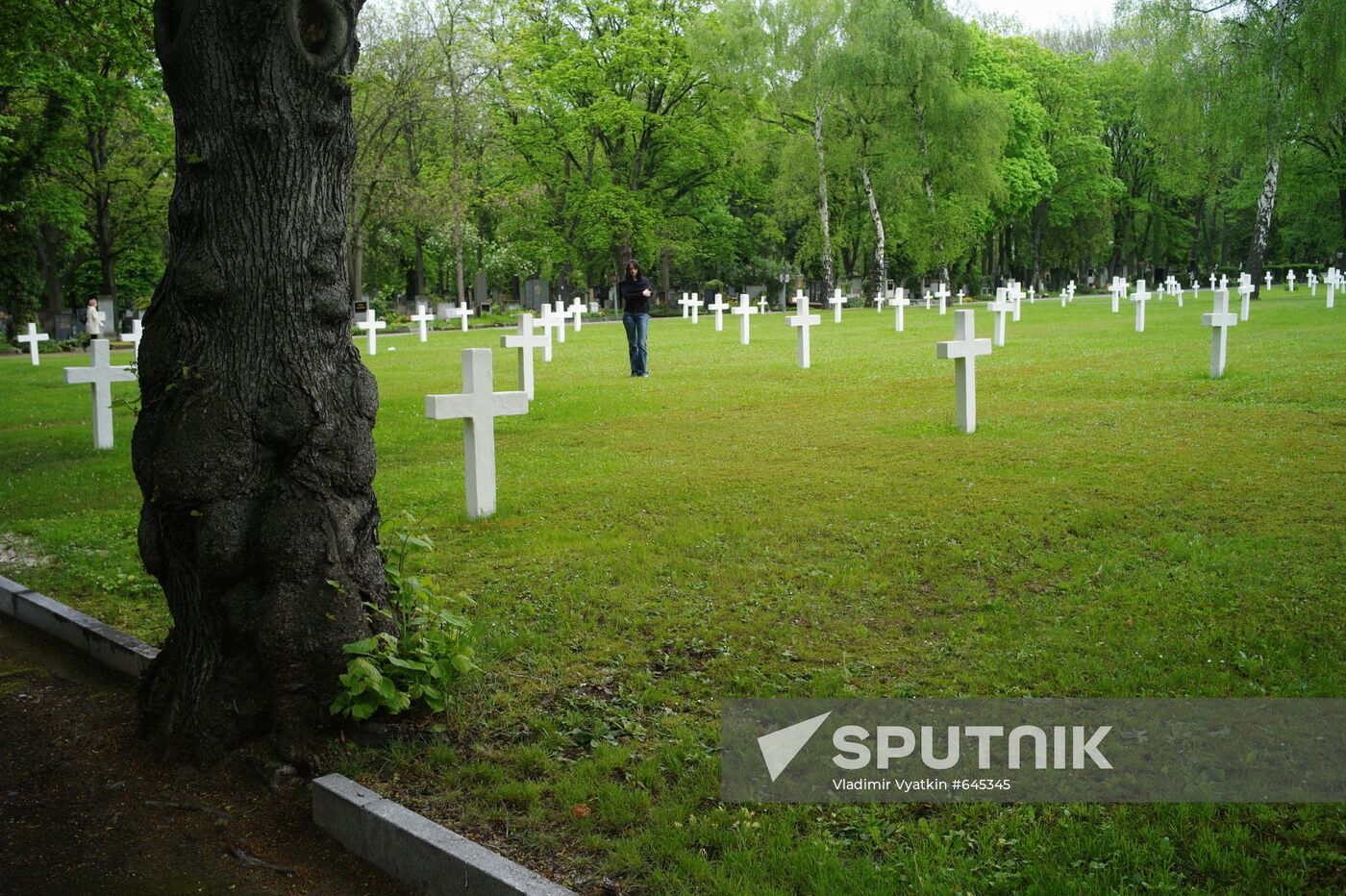 Graves of Russian and Soviet soldiers on the Olshansky cemetery