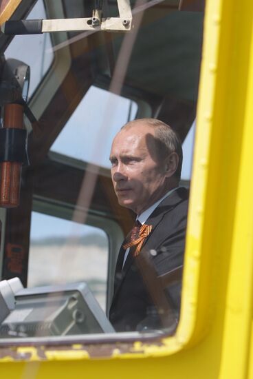 Vladimir Putin visits Novorossiysk