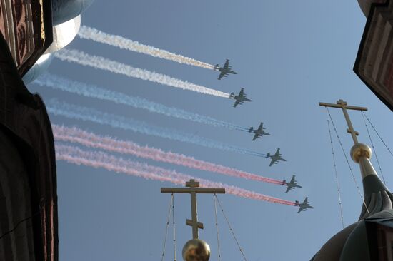Military Parade on 65th anniversary of WWII Victory