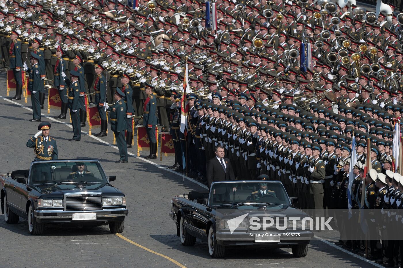 Valery Gerasimov, Anatoly Serdyukov