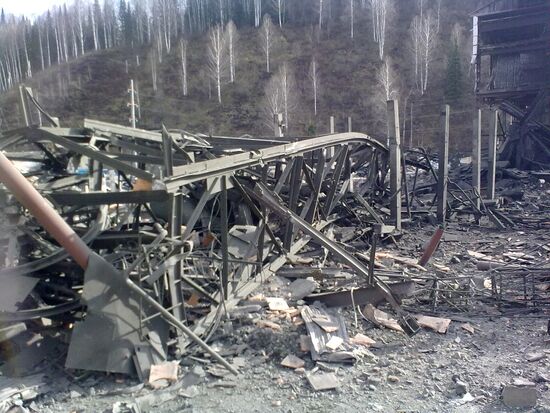 Blasts hit Raspadskaya coal mine in Kemerovo Region