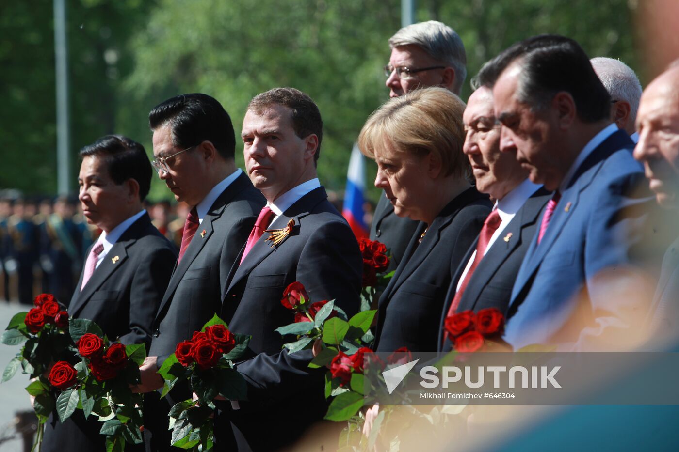 Laying flowers to Tomb of Unknown Soldier