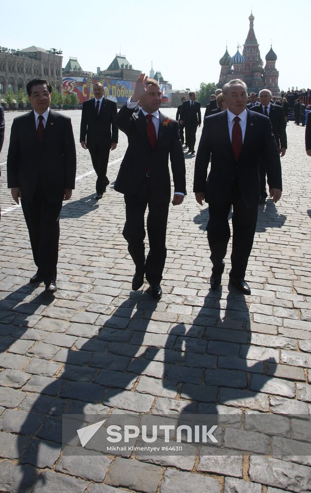 Dignitaries at 65th VE Day anniversary events