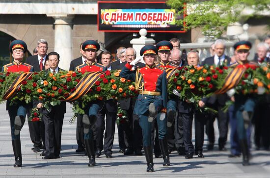 Dignitaries at 65th VE Day anniversary events