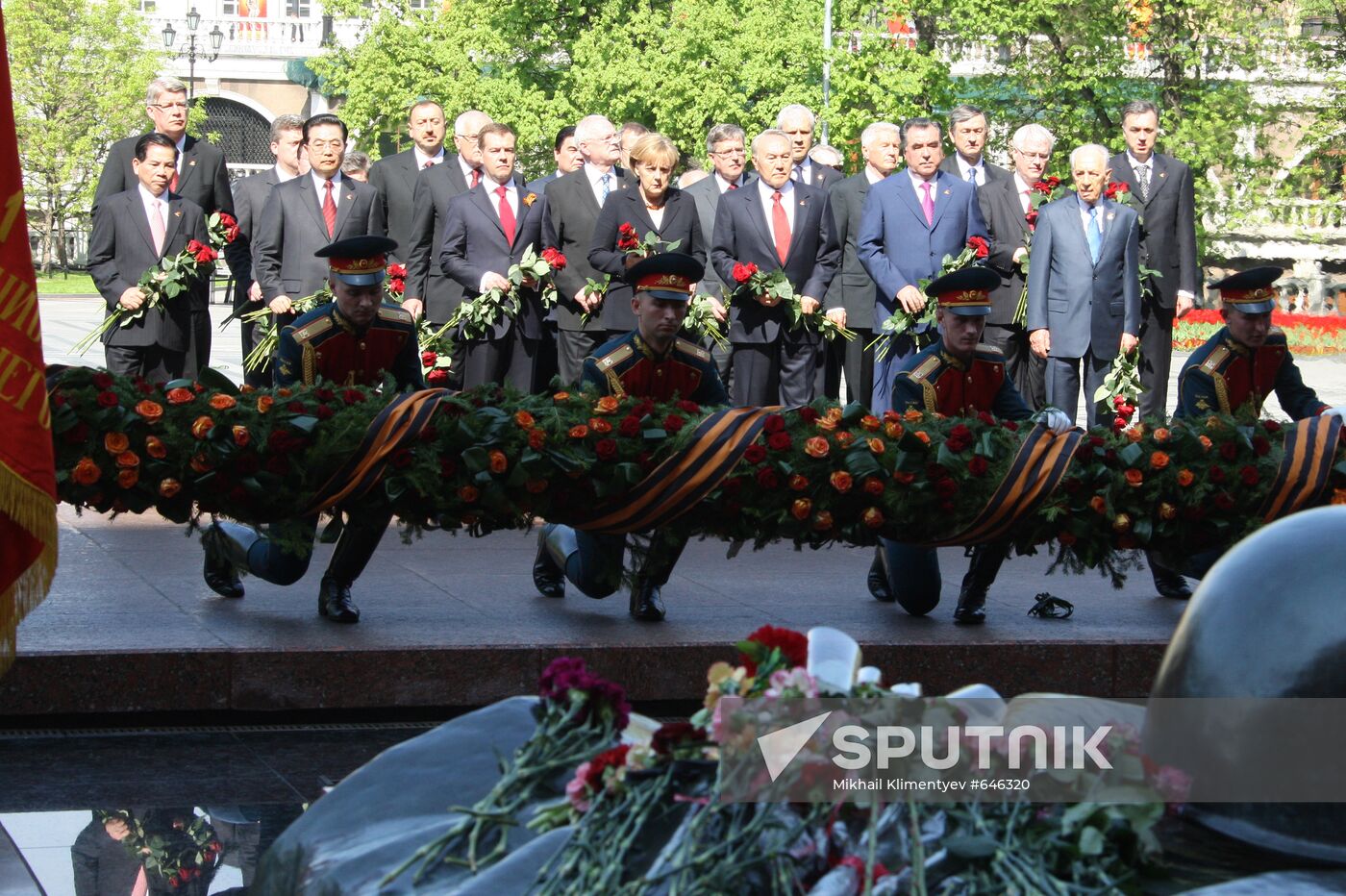 Honorary guests at 65th anniversary of WWII Victory