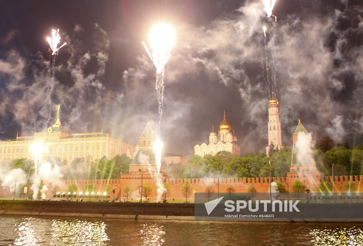 Fireworks on Victory Day in Moscow