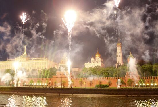 Fireworks on Victory Day in Moscow