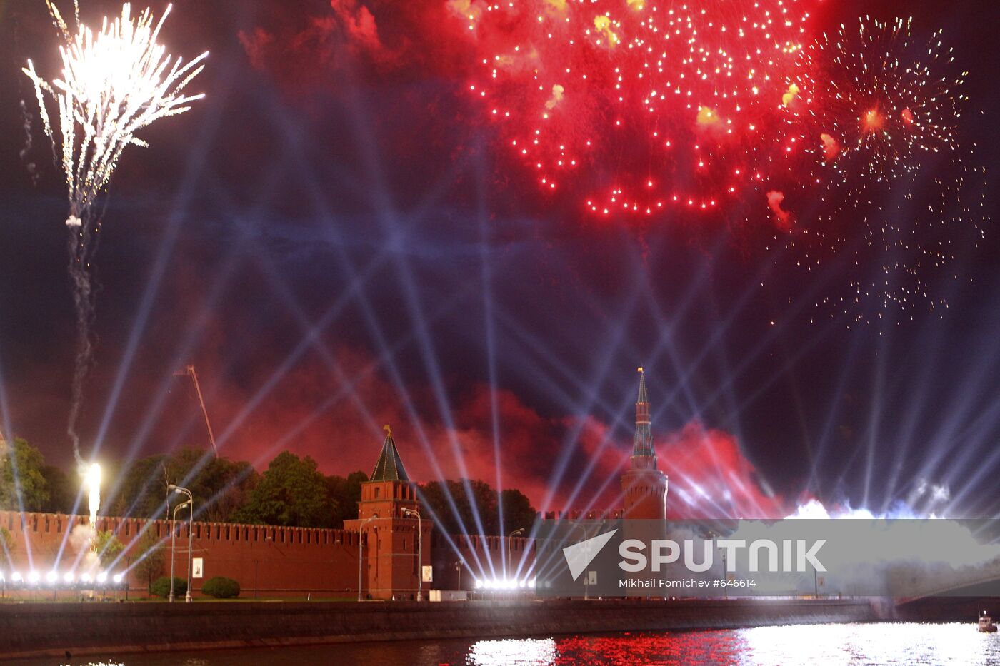 Fireworks on Victory Day in Moscow