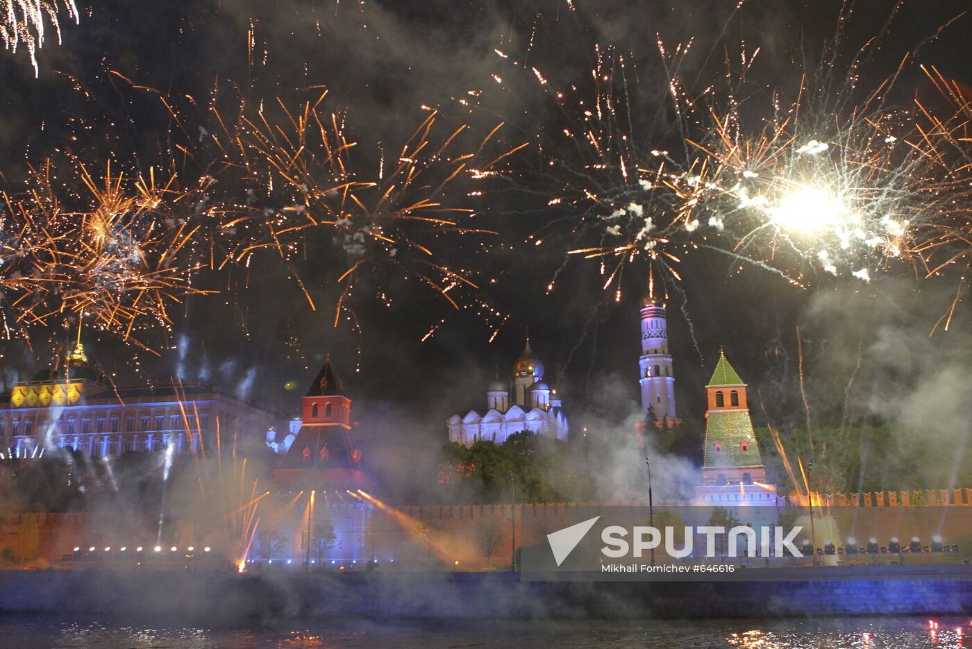 Fireworks on Victory Day in Moscow