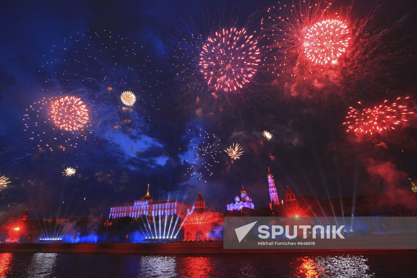 Fireworks on Victory Day in Moscow