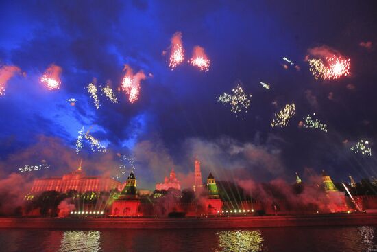 Fireworks on Victory Day in Moscow