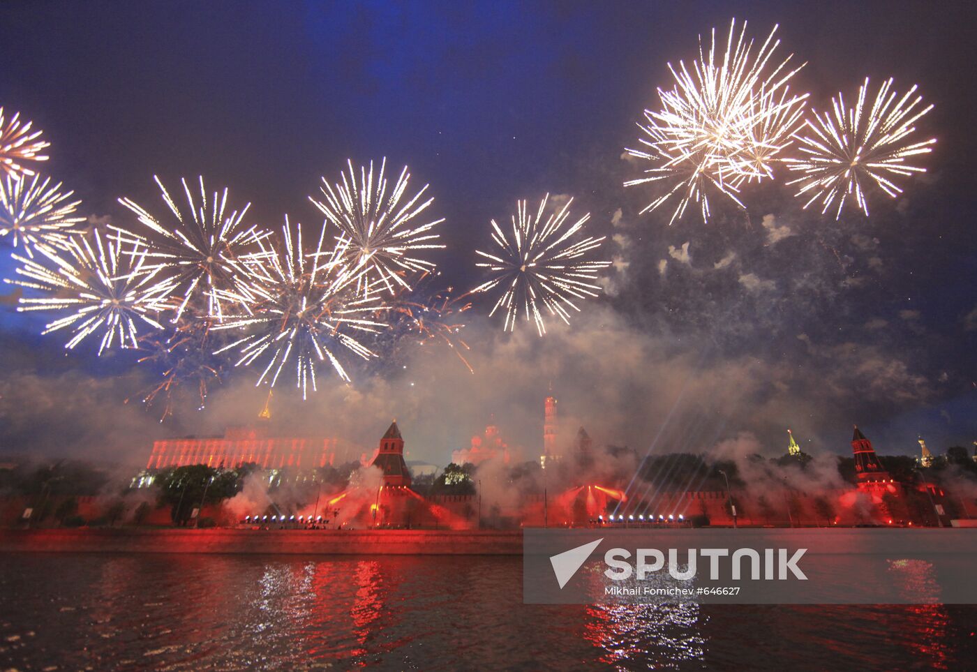 Fireworks on Victory Day in Moscow