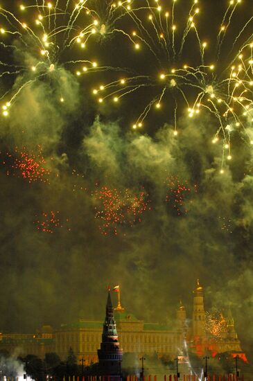 Fireworks on Victory Day in Moscow