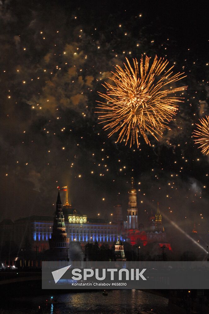 Fireworks on Victory Day in Moscow