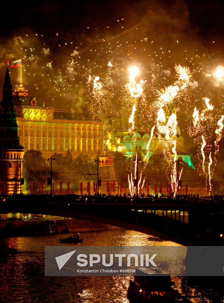 Fireworks on Victory Day in Moscow