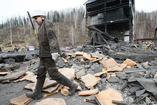 Rescuer at Raspadskaya coal mine