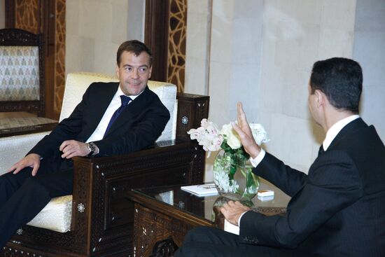 Dmitry Medvedev visits Syria