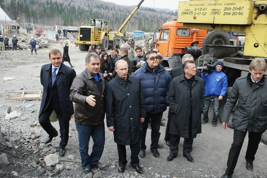 Vladimir Putin visits Kemerovo region