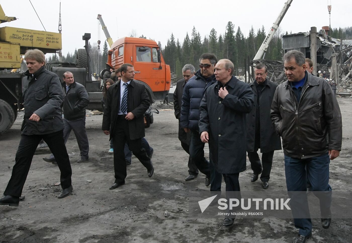 Vladimir Putin visits Kemerovo region