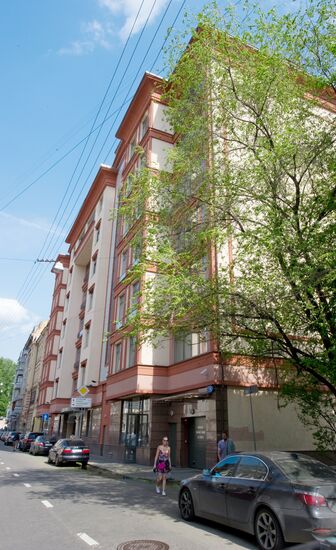 A building located at 10 Bolshoi Palashevsky side street
