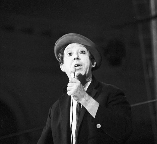 Circus artist Yury Nikulin