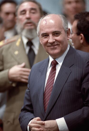 Mikhail Gorbachev, CPSU General Secretary, visits Cuba