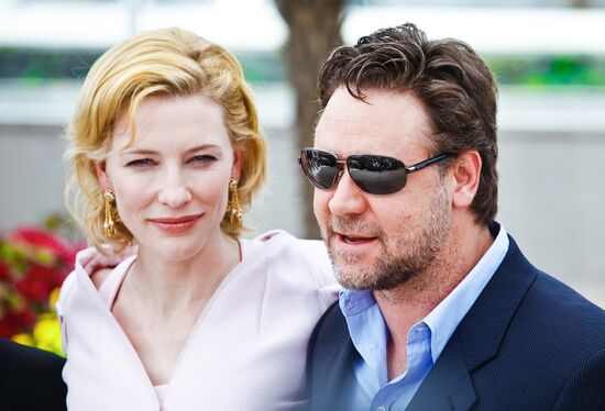Cate Blanchett and Russell Crowe