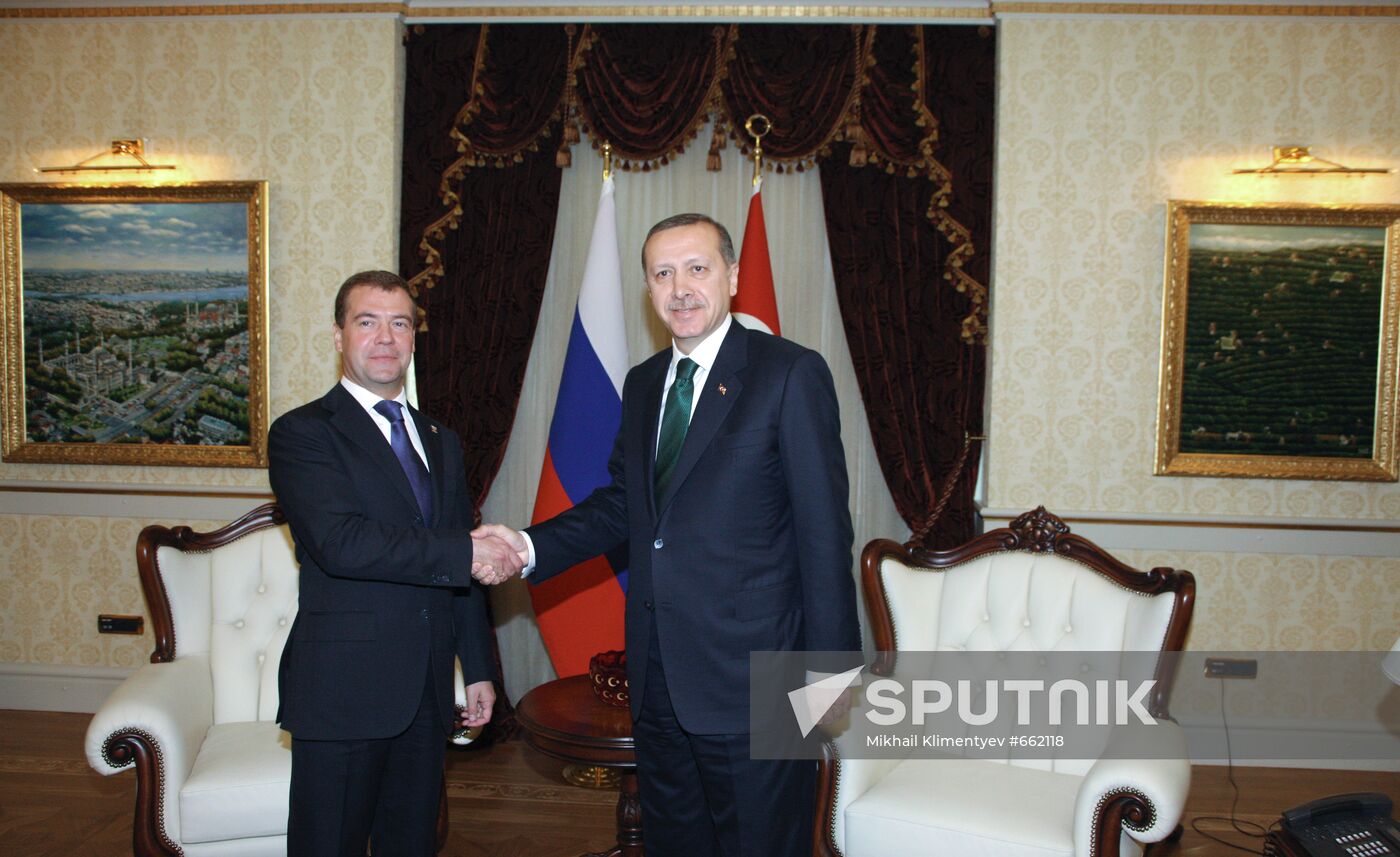 Dmitry Medvedev's official visit to Turkey: Day 2