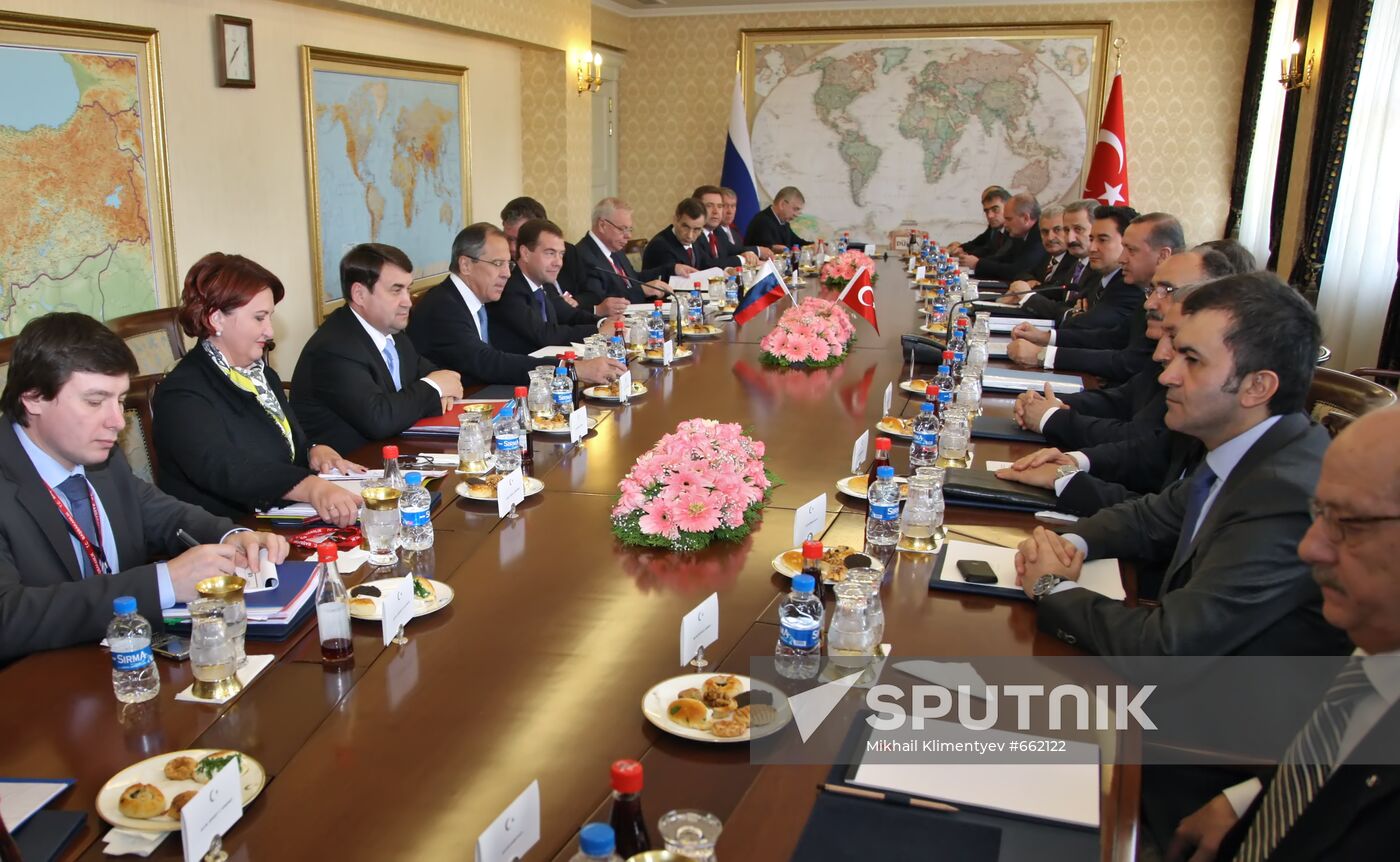 Dmitry Medvedev's official visit to Turkey: Day 2