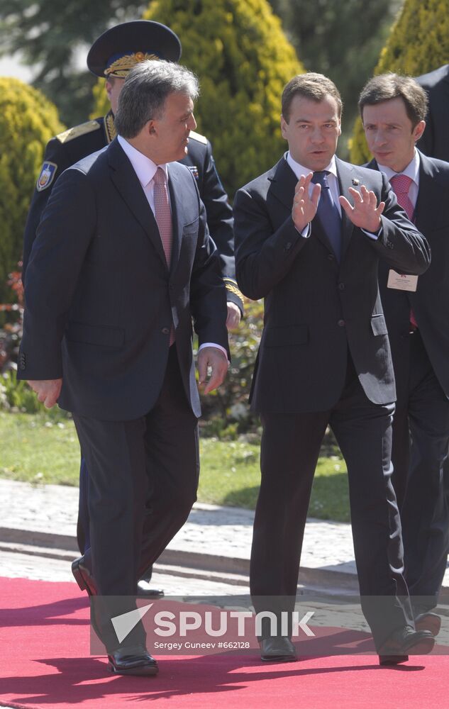 Dmitry Medvedev's official visit to Turkey: Day 2