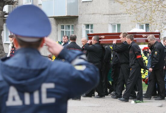 Funeral service for mine rescue workers in Kemerovo Region