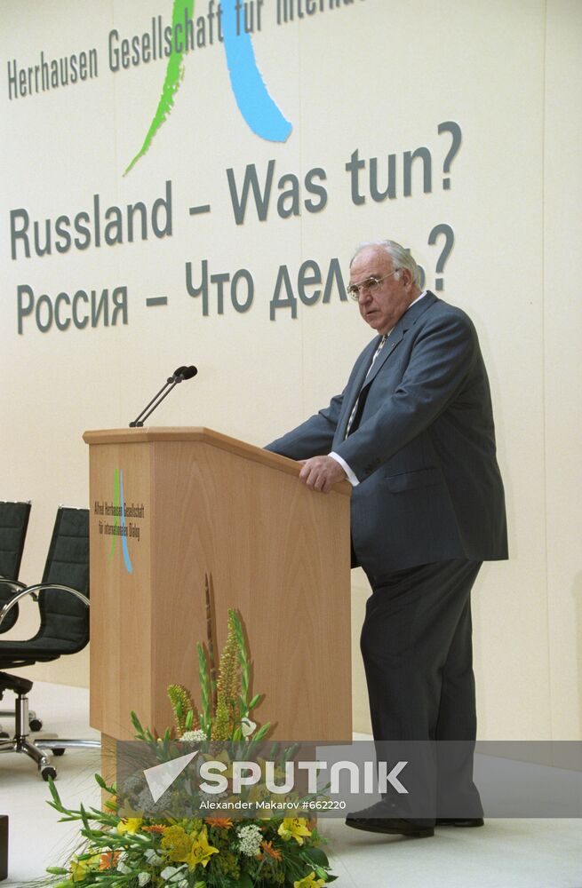 Russian Prime Minister Viktor Chernomyrdin visiting Berlin