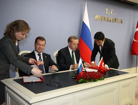 Dmitry Medvedev's official visit to Turkey: Day 2
