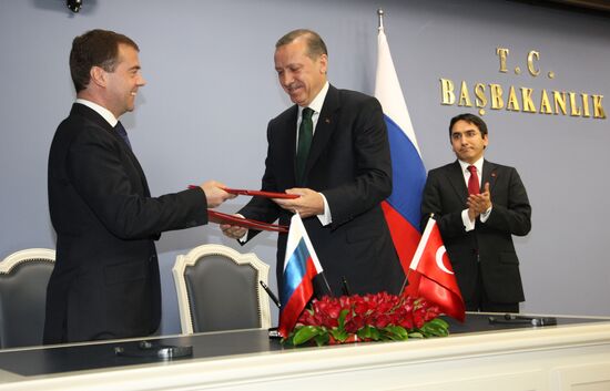 Dmitry Medvedev's official visit to Turkey: Day 2