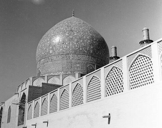 Chahar Bagh mosque dome