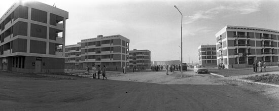 Builders' town