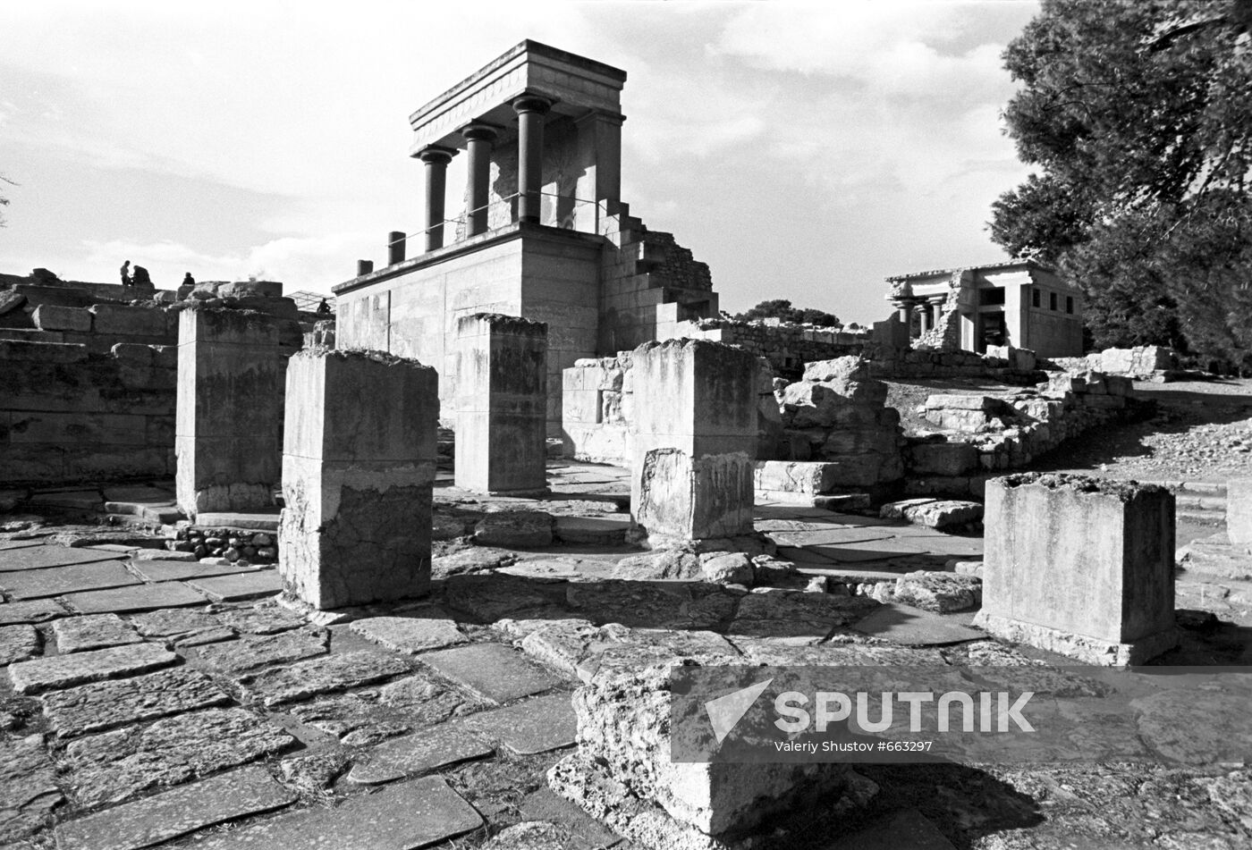 On the territory of Knossos Palace
