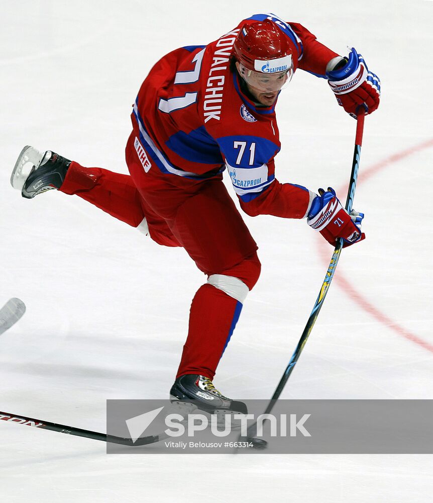 Hockey. 2010 Ice Hockey World Championships. Russia vs. Belarus