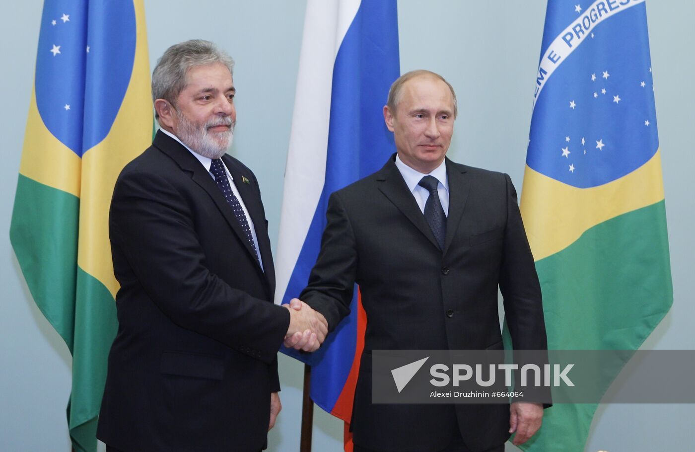 Vladimir Putin meets with Luiz Inacio Lula da Silva