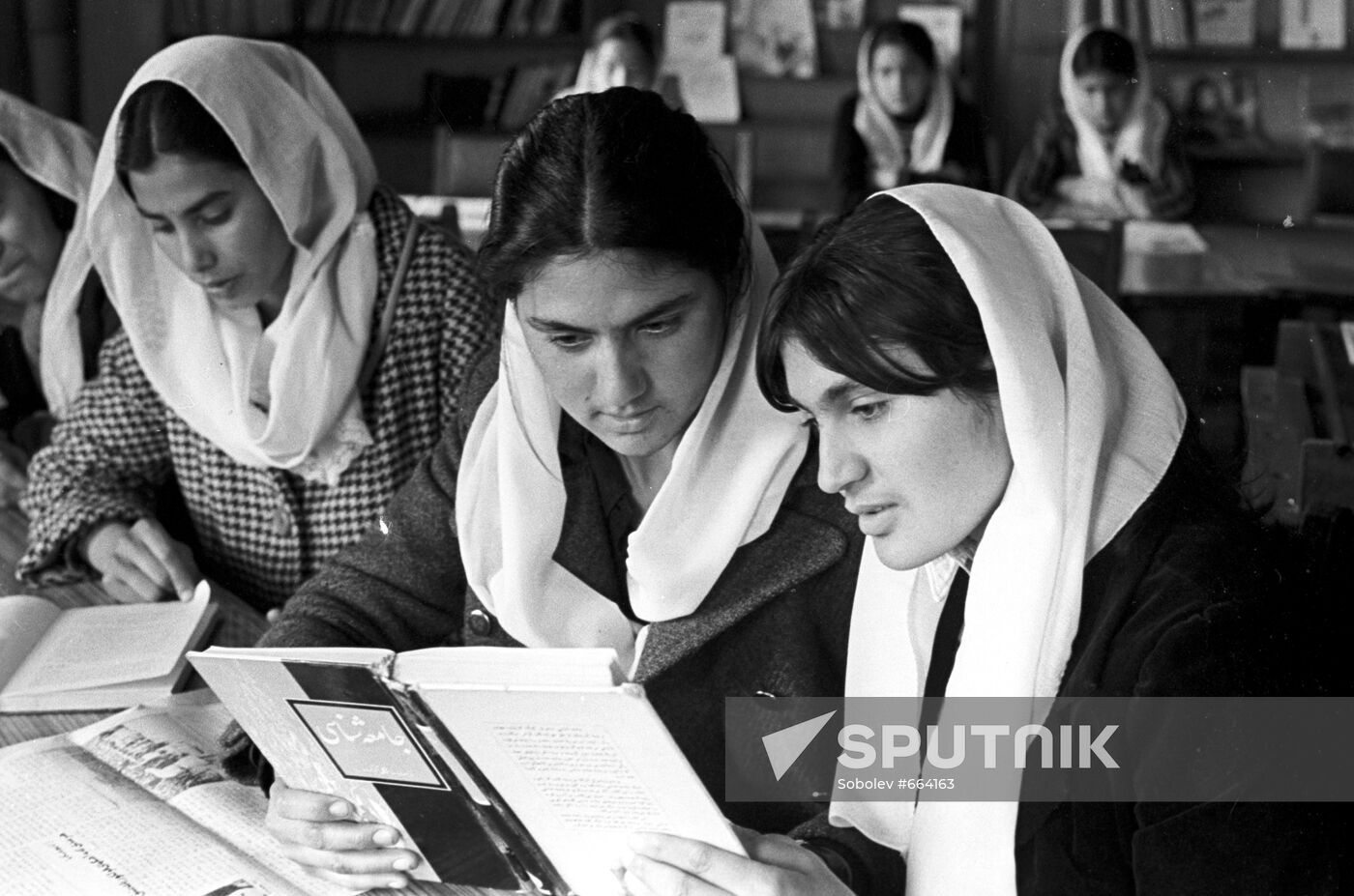 Afghan Girls in Library