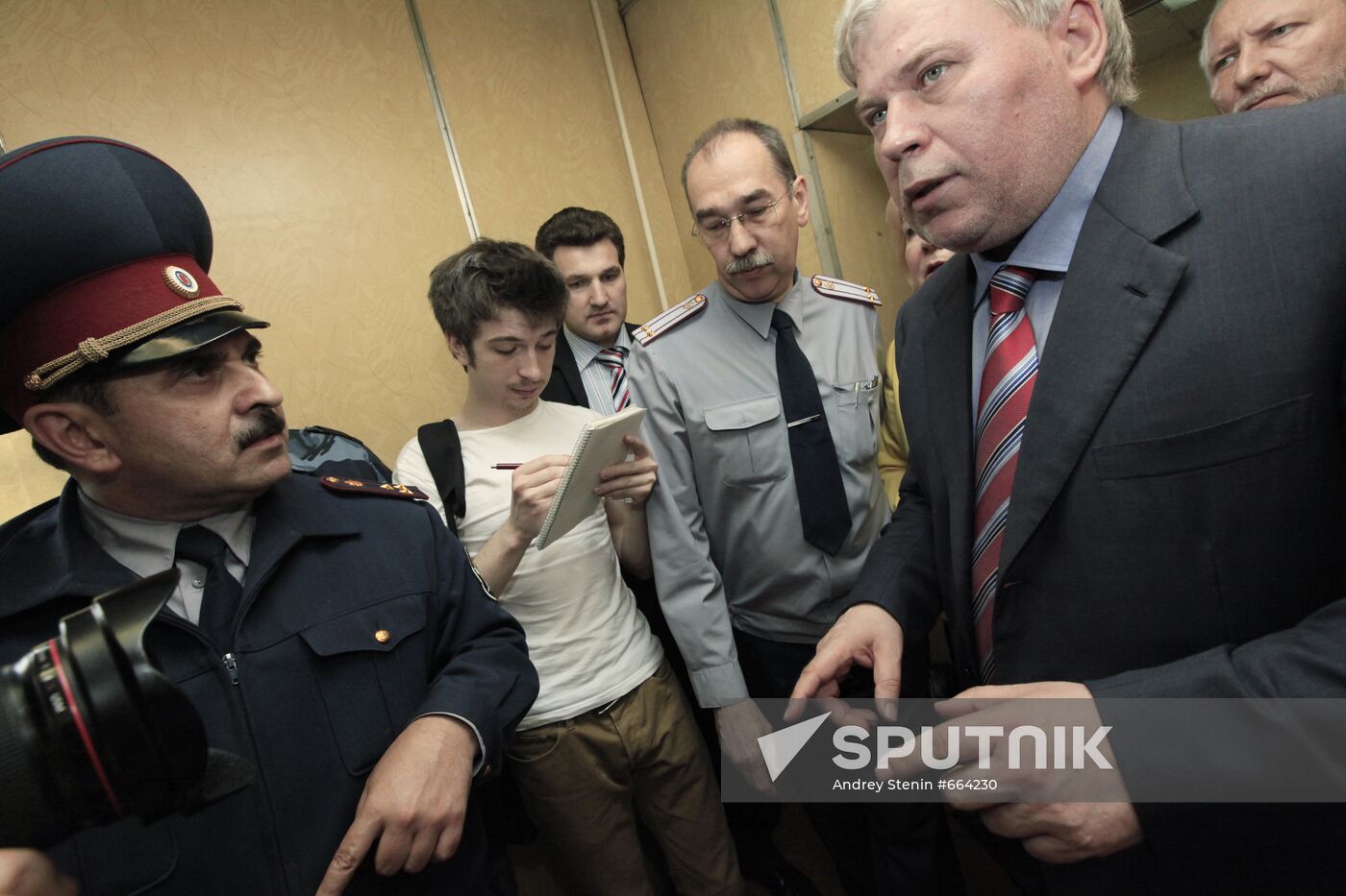 Fikret Tagiyev, Anatoly Kucherena at Matrosskaya Tishina