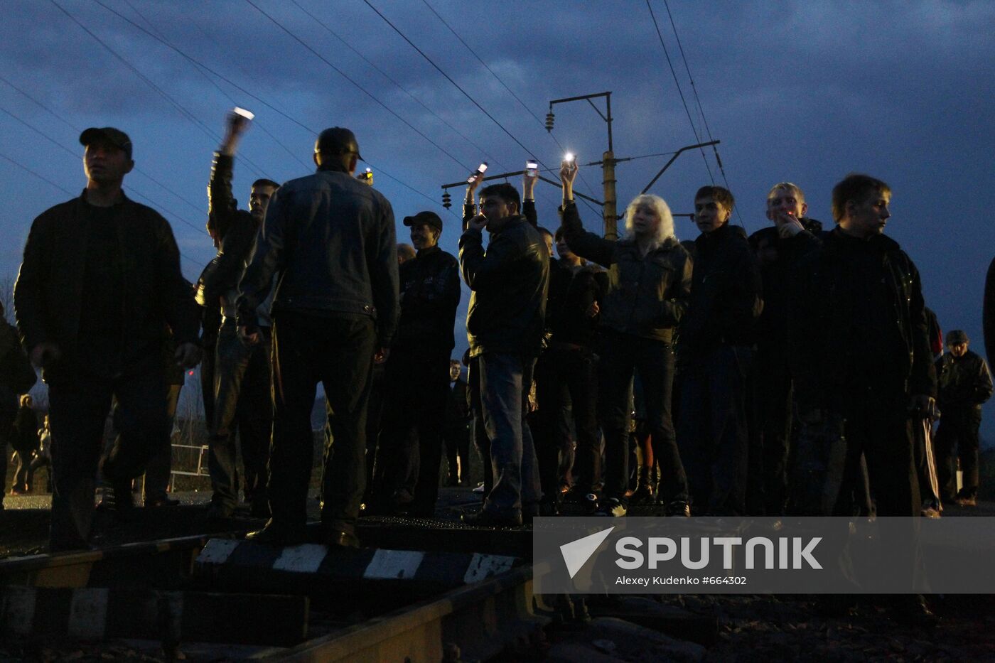 Mezhdurechensk residents block railroad