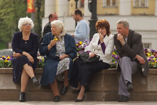 Moscow residents at Manezhnaya Square